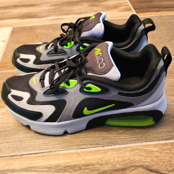Nike Other - Air Max 200
